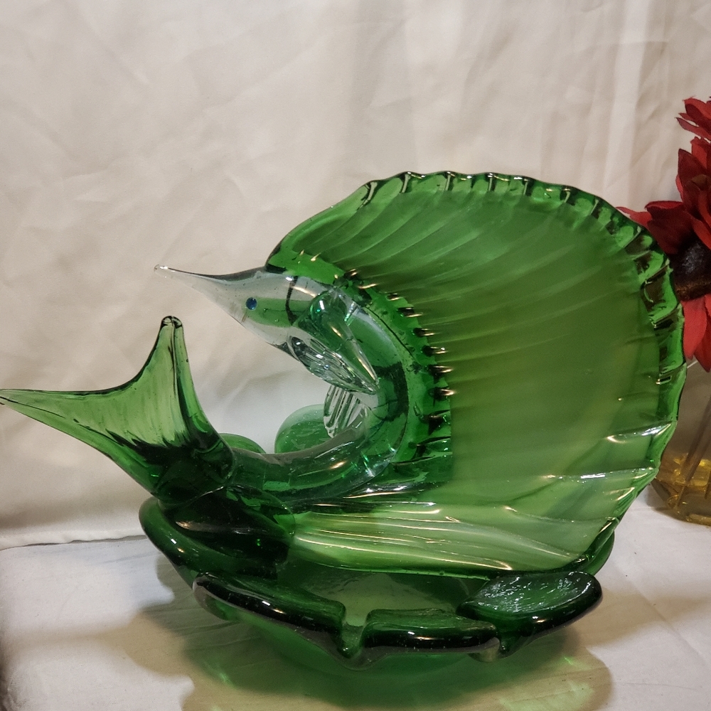 This is a stunning green swordfish hand-blown glass decorative ashtray
